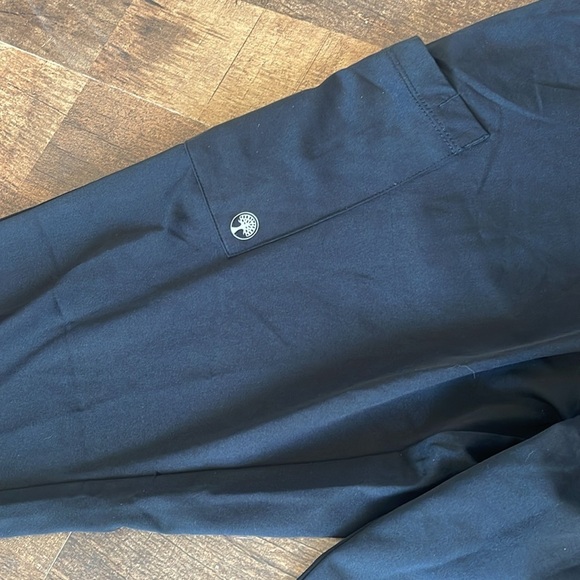 HH-Works Healing Hands Men's Ryan Multi-Pocket Cargo Scrub Pant - Picture 8 of 8